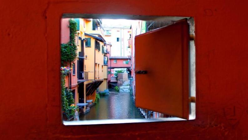 ボローニャPortici Di Via Piellaアパートメント エクステリア 写真
